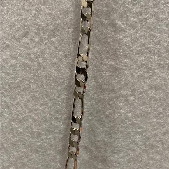 Elegant Silver Chain Necklace - Picture 2 of 4